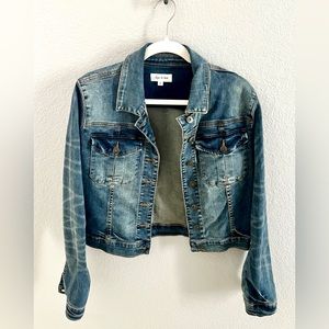 Lila Ryan cropped Jean jacket.